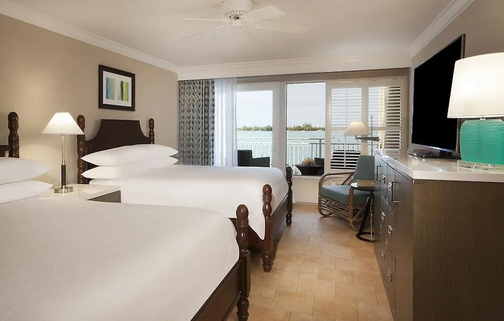Pier House Resort & Spa Key West 4*,