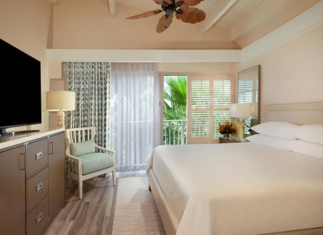 Pier House Resort & Spa Key West 4*,
